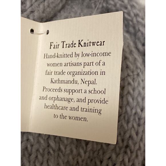 Ladies Fair Trade Handmade Nepal 100% Wool Beanie Hat Cap Set Of 2 Black Gray - Picture 7 of 9